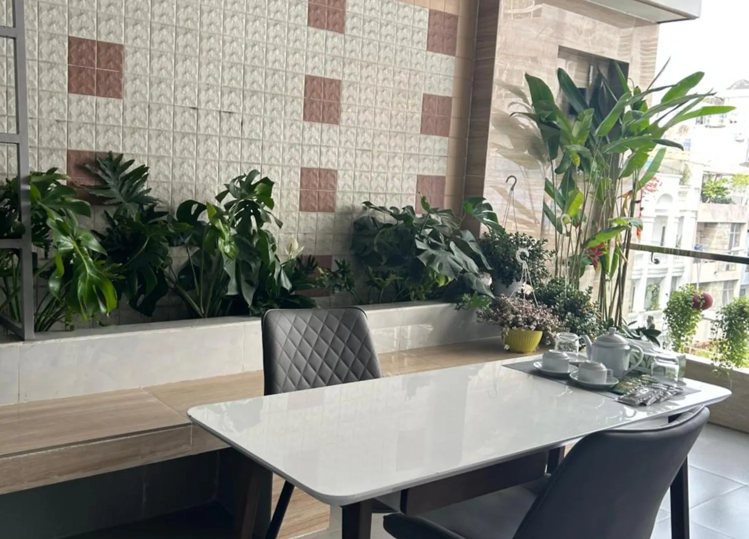 게스트하우스 Cozy Room With Balcony Central 10Mins To Airport Maihouse 호치민 베트남